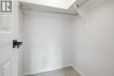 92 Inverkip Avenue Ottawa ON K1T 4C3