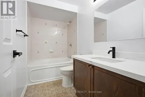 92 Inverkip Avenue Ottawa ON K1T 4C3