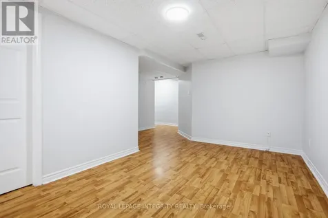 92 Inverkip Avenue Ottawa ON K1T 4C3