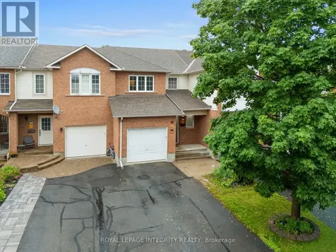 92 Inverkip Avenue Ottawa ON K1T 4C3