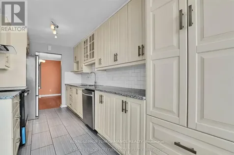 622 Louis Toscano Drive Ottawa ON K4A 0B3