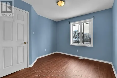 622 Louis Toscano Drive Ottawa ON K4A 0B3