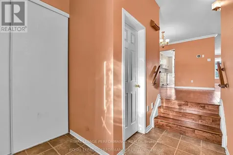 622 Louis Toscano Drive Ottawa ON K4A 0B3