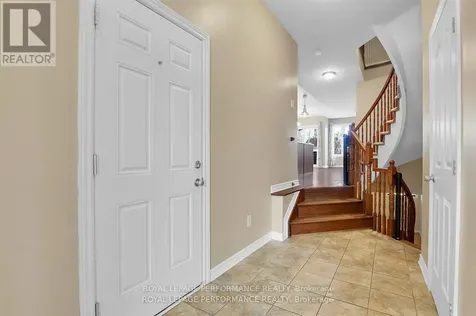1843 Arrowgrass Way Ottawa ON K4A 0H9