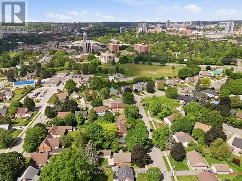179 Murdock Avenue Waterloo ON N2J 2M4