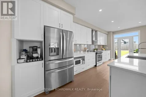 620 Barry Helman Drive Ottawa ON K2J 4S2