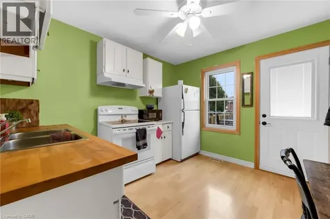 95 Dana Drive Hamilton ON L9L 3H9
