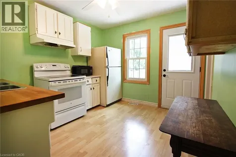 95 Dana Drive Hamilton ON L9L 3H9
