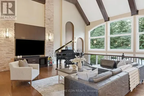 5801 Longhearth Way Ottawa ON K4M 1M2