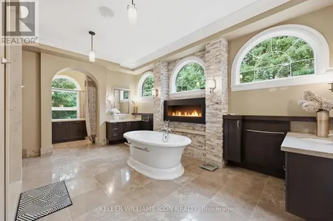 5801 Longhearth Way Ottawa ON K4M 1M2