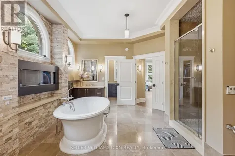 5801 Longhearth Way Ottawa ON K4M 1M2