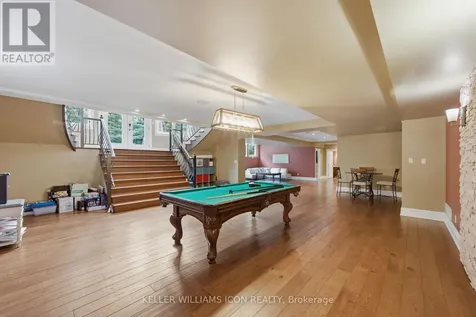 5801 Longhearth Way Ottawa ON K4M 1M2