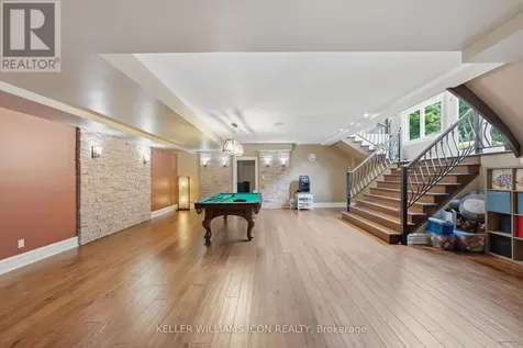 5801 Longhearth Way Ottawa ON K4M 1M2