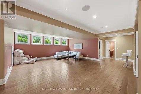 5801 Longhearth Way Ottawa ON K4M 1M2