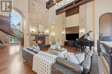 5801 Longhearth Way Ottawa ON K4M 1M2