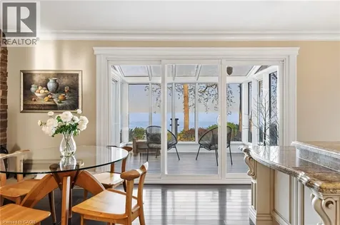 3346 Lakeshore Road West Oakville ON L6L 6S6
