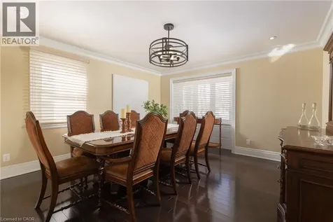 3346 Lakeshore Road West Oakville ON L6L 6S6