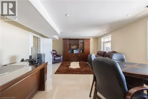 3346 Lakeshore Road West Oakville ON L6L 6S6