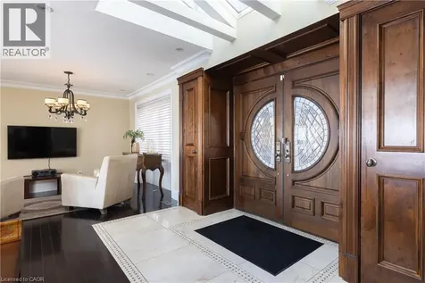 3346 Lakeshore Road West Oakville ON L6L 6S6
