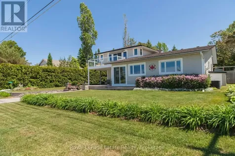 319 Lakeshore Boulevard North South Bruce Peninsula ON N0H 2G0