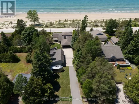 319 Lakeshore Boulevard North South Bruce Peninsula ON N0H 2G0