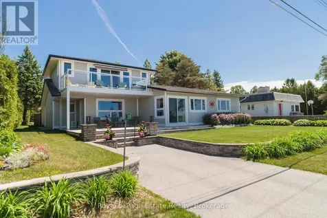 319 Lakeshore Boulevard North South Bruce Peninsula ON N0H 2G0