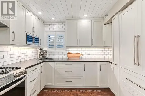 423 Mariners Way Collingwood ON L9Y 5C7