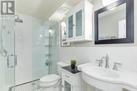 423 Mariners Way Collingwood ON L9Y 5C7