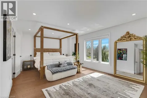 2324 Hilltop Lane Oakville ON L6M 3M8