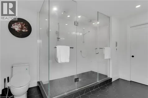 2324 Hilltop Lane Oakville ON L6M 3M8