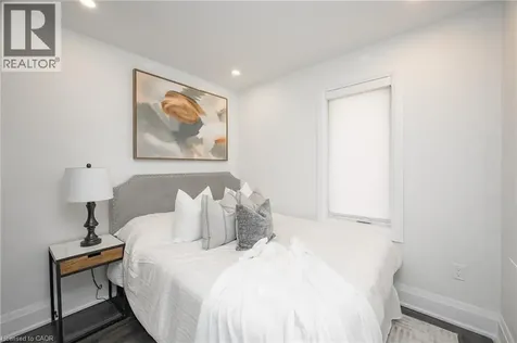 2324 Hilltop Lane Oakville ON L6M 3M8
