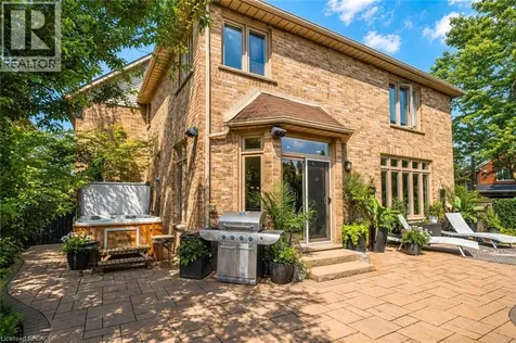 2324 Hilltop Lane Oakville ON L6M 3M8