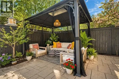 2324 Hilltop Lane Oakville ON L6M 3M8