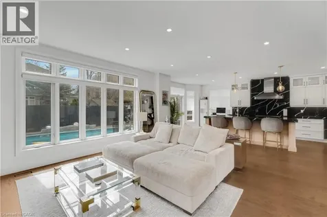 2324 Hilltop Lane Oakville ON L6M 3M8