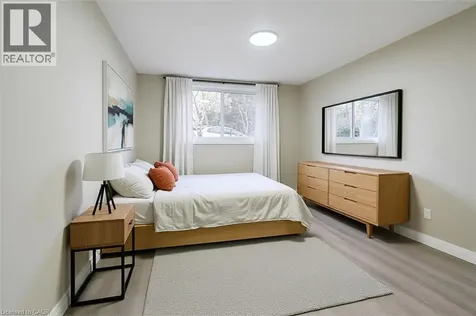 82 Elgin Street South Cambridge ON N1R 5G5