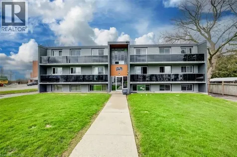 82 Elgin Street South Cambridge ON N1R 5G5