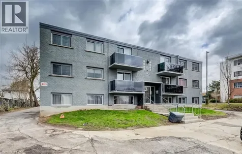 82 Elgin Street South Cambridge ON N1R 5G5