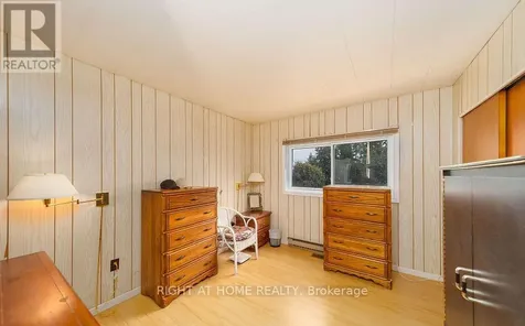 12 Lakeshore Road East Oro-medonte ON L0L 2E0