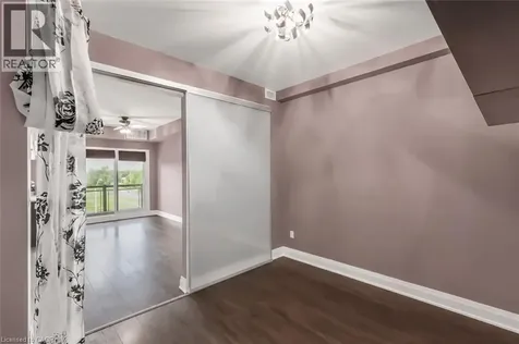 128 Garden Drive Oakville ON L6K 0H7