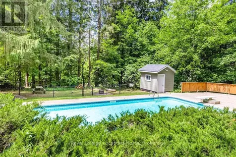 75 Burke Street Penetanguishene ON L9M 1B3