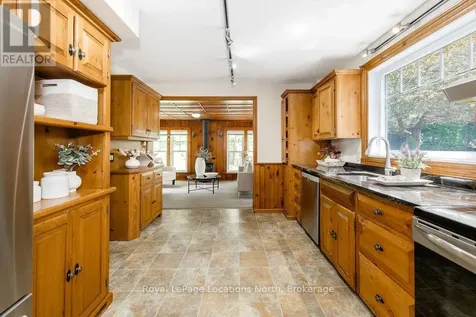 75 Burke Street Penetanguishene ON L9M 1B3