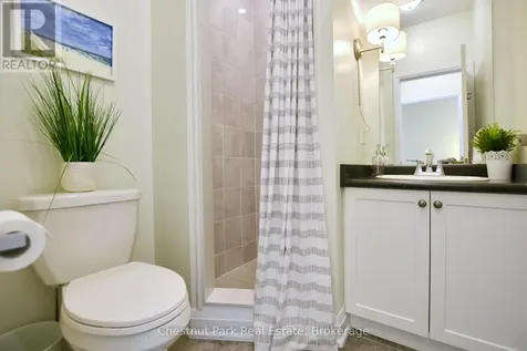 18 Sutton Lane Collingwood ON L9Y 0Z6