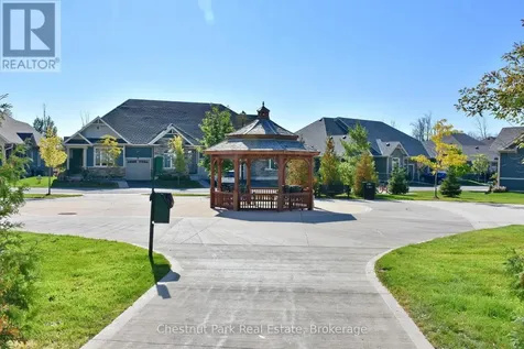18 Sutton Lane Collingwood ON L9Y 0Z6