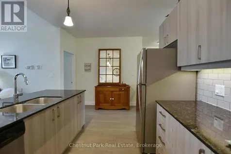 18 Sutton Lane Collingwood ON L9Y 0Z6