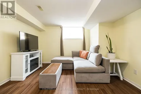 238 Arrita Street Ottawa ON K2S 0J7