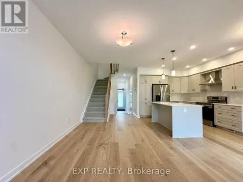 171 Bliss Crescent Ottawa ON K2V 0T5