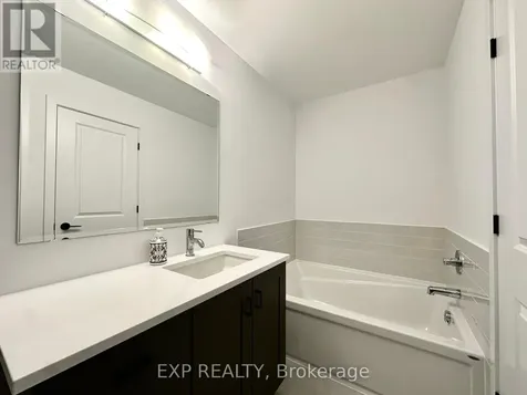171 Bliss Crescent Ottawa ON K2V 0T5