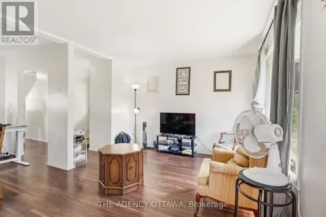 3202 Stockton Drive Ottawa ON K1T 1S1
