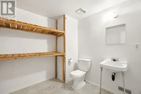 3202 Stockton Drive Ottawa ON K1T 1S1