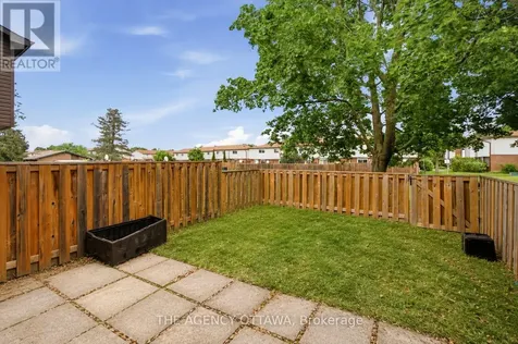 3202 Stockton Drive Ottawa ON K1T 1S1